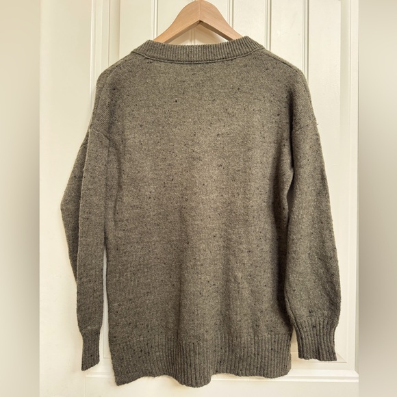 Madewell Donegal Bartlett V-Neck Wool Blend Sweater in Forest Green. Size S - Picture 2 of 5